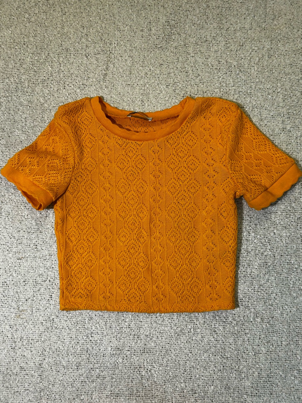 Zara Orange Knit Short-Sleeve crop top Sweater w scallop detail size S